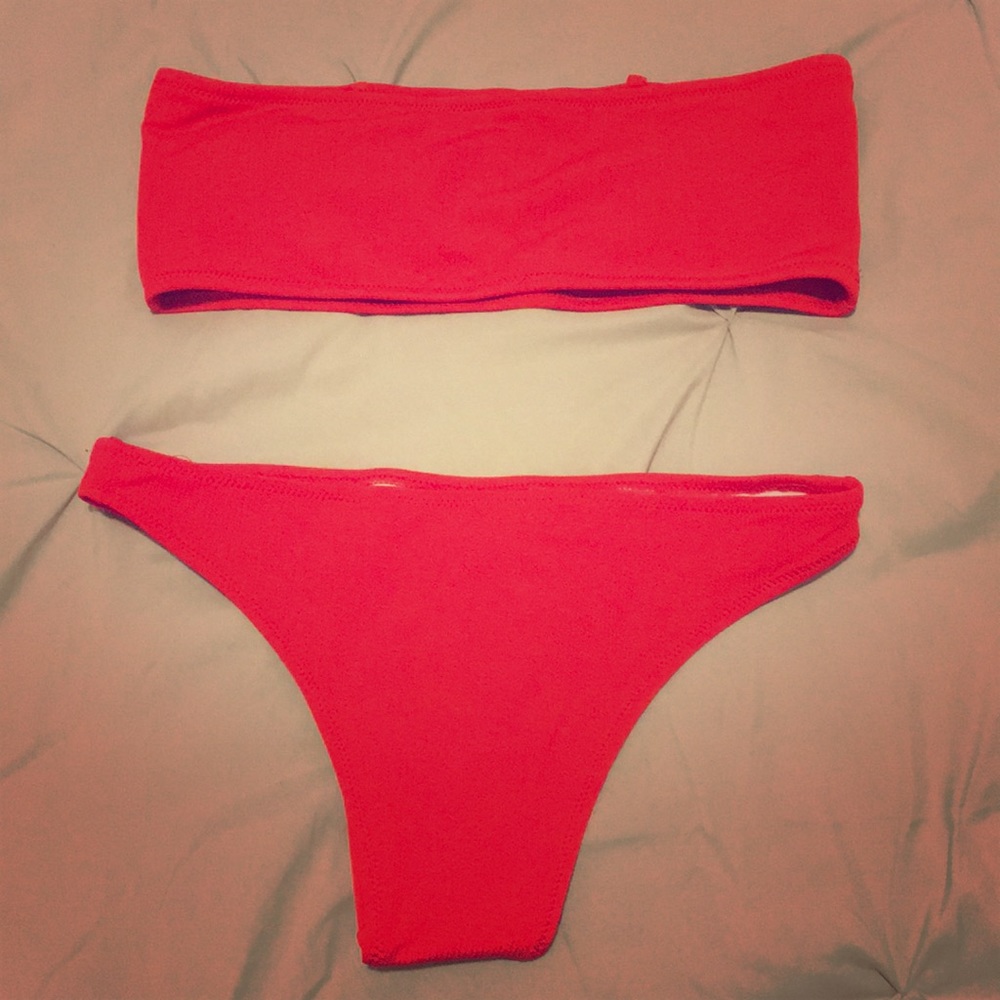 Red bandeau bikini set